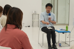 対話中