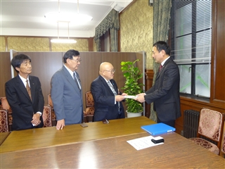 写真：建設委員会陳情