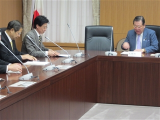 写真：原子力発電関係道県議会議長協議会