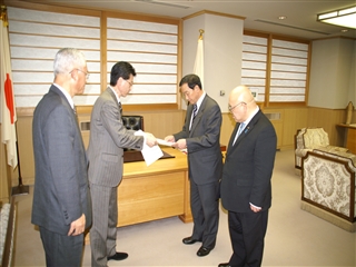 写真：議会改革検討委員会