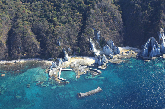 青森港