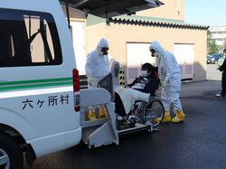 福祉車両への移動の様子