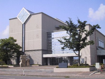 現県立図書館 現県立図書館