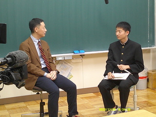 藤崎中央小学校でインタビュー