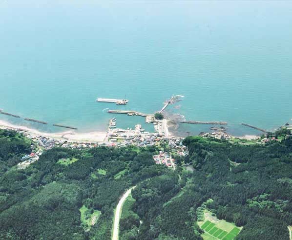 岩崎漁港　岩崎地区　地域水産物供給基盤整備事業(特定)