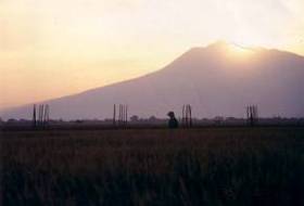 写真（岩木山の夕日）